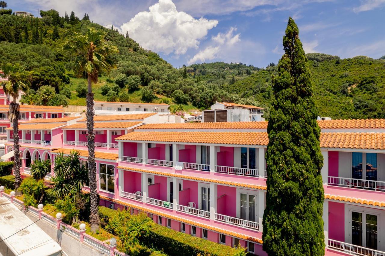 The Pink Palace Hostel Άγιος Γόρδιος Εξωτερικό φωτογραφία